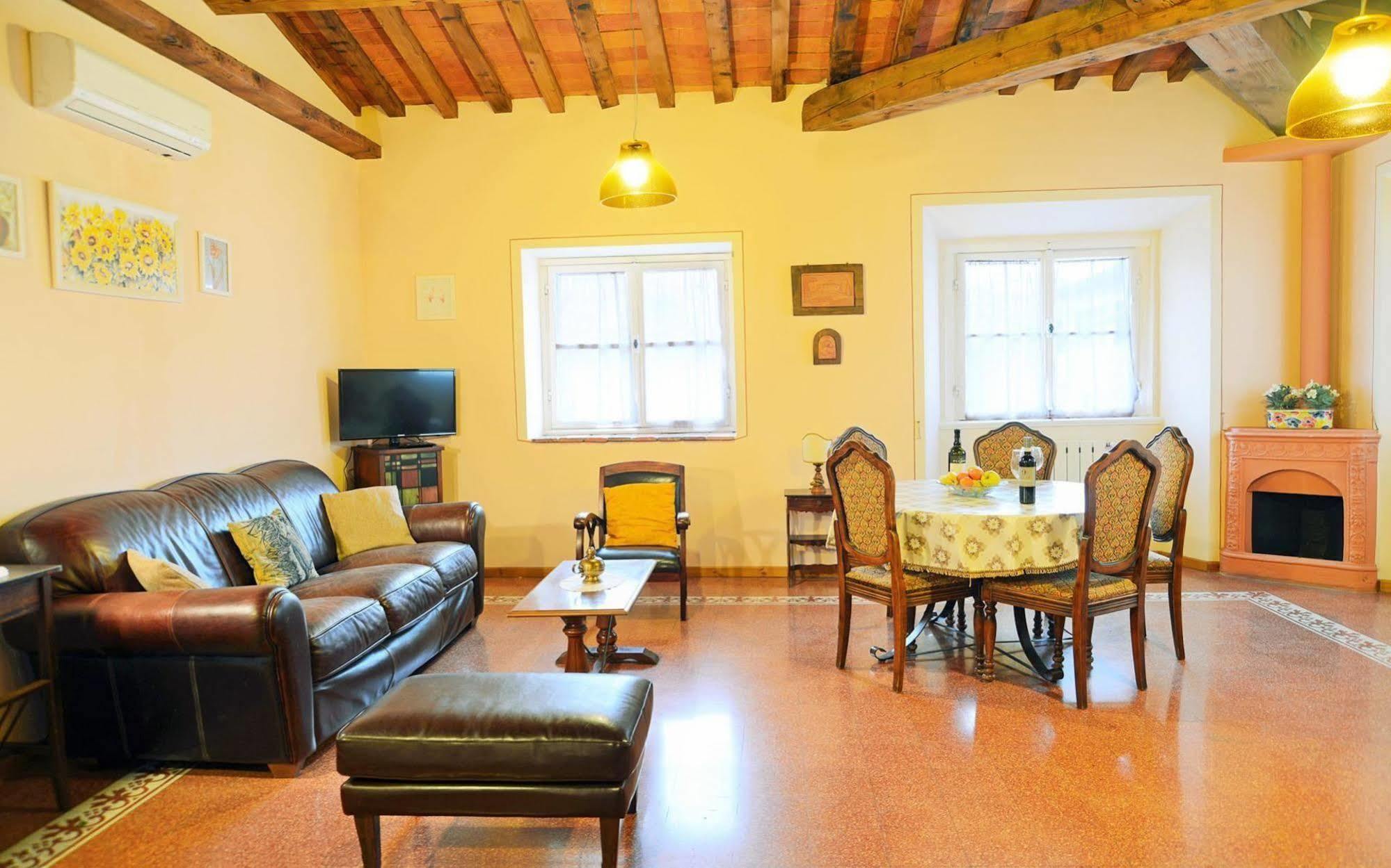 Hotel Sani Tourist House Florencia Exterior foto